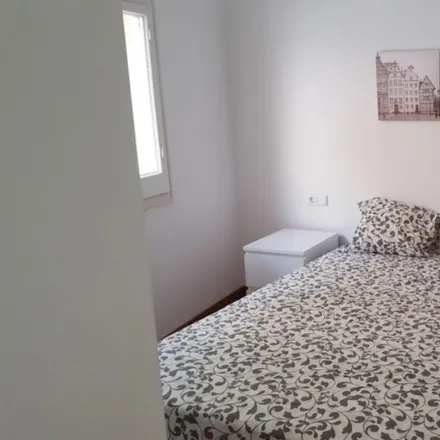 Rent this 1 bed apartment on Carrer de Travau in 08001 Barcelona, Spain
