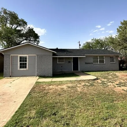 Rent this 3 bed house on 1511 East Amherst Street in Lubbock, TX 79403