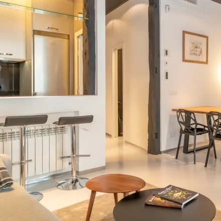 Rent this 1 bed apartment on Madrid in Calle de Pelayo, 53