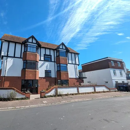 Rent this 2 bed apartment on Broadfield Holiday Flats in Steartfield Road, Paignton