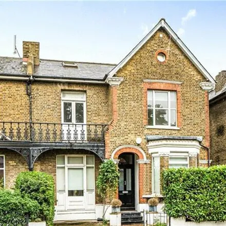 Buy this 5 bed duplex on Raglan Court in Weigall Road, London