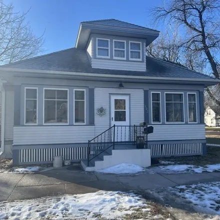 Buy this 3 bed house on 518 East 5th Avenue in Milbank, SD 57252