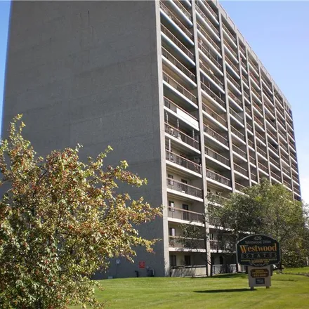 Image 4 - Westwood Drive, Winnipeg, MB R3K 0W6, Canada - Apartment for rent