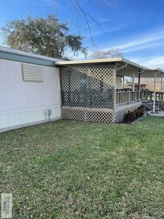 Image 3 - 168 Resaca del Sol Drive South, Indian Lake, Cameron County, TX 78566, USA - Apartment for sale