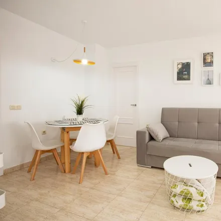 Rent this 3 bed apartment on calle Teodoro Llorente in 03189 Orihuela, Spain