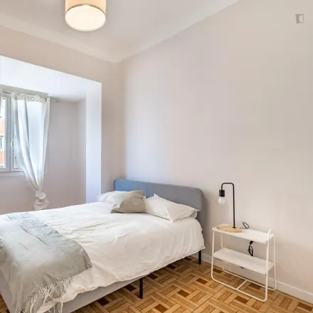 Rent this 7 bed room on Plaza de la Beata María Ana de Jesús in 9, 28045 Madrid