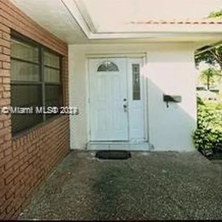 Rent this 3 bed apartment on 11120 Northwest 39th Street in Coral Springs, FL 33065