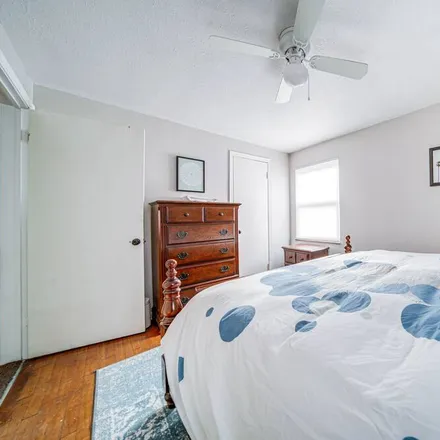 Rent this 2 bed apartment on Euclid