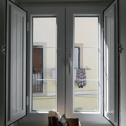 Image 3 - Zé da Mouraria, Rua João do Outeiro, 1100-289 Lisbon, Portugal - Apartment for rent