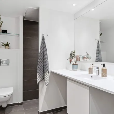 Rent this 2 bed apartment on Mudillesvej 16 in 2605 Brøndby, Denmark