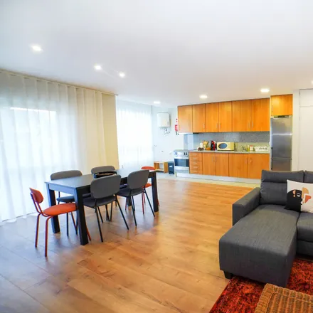 Rent this 3 bed apartment on Arcoence in Rua Nascente, 4715-117 Braga