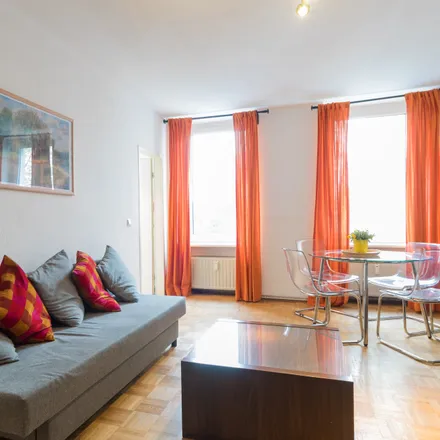 Rent this 1 bed apartment on 9. Integrierte Sekundarschule Graefestraße in Graefestraße, 10967 Berlin