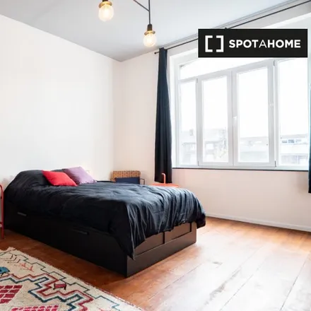 Rent this 11 bed room on Rue de Chestret 13 in 4000 Angleur, Belgium
