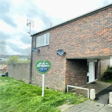 Image 1 - Bracklesham Close, Farnborough, GU14 8LR, United Kingdom - Townhouse for sale