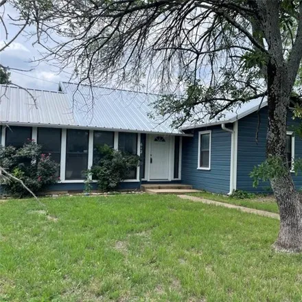 Image 2 - 646 North Commerce Street, Graford, Palo Pinto County, TX 76449, USA - House for sale