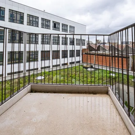 Rent this 1 bed apartment on Provinciestraat 127 in 2018 Antwerp, Belgium