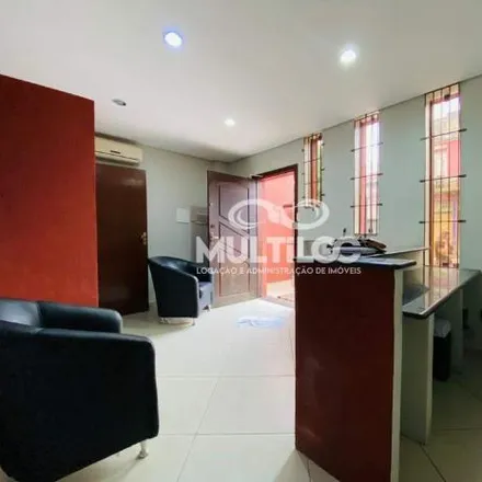 Rent this studio house on Rua Borges in Macuco, Santos - SP
