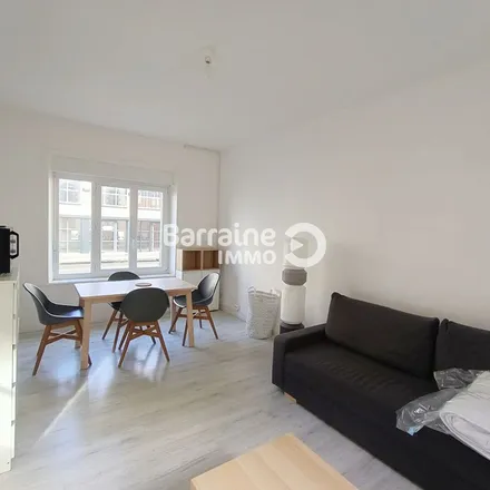 Rent this 1 bed apartment on SUAPS - Complexe sportif in Rue de la Grandière, 29200 Brest