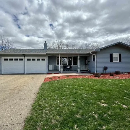 Buy this 4 bed house on 2044 Robert Street in Yankton, SD 57078