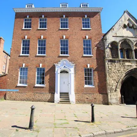 Rent this 1 bed room on 17 Saint Mary's Square in Gloucester, GL1 2QU