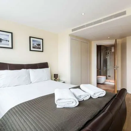 Image 3 - Fountain House, 16 A202, London, SW8 2LJ, United Kingdom - Apartment for rent