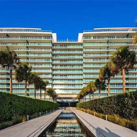 Buy this 2 bed condo on 350 Ocean Drive in Key Biscayne, Miami-Dade County
