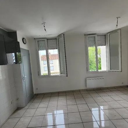Rent this 2 bed apartment on 221 Route de Lyon in 58000 Challuy, France