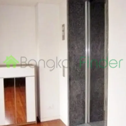 Image 4 - Bangkok City Hall, Dinso Road, Phra Nakhon District, 10200, Thailand - Apartment for rent