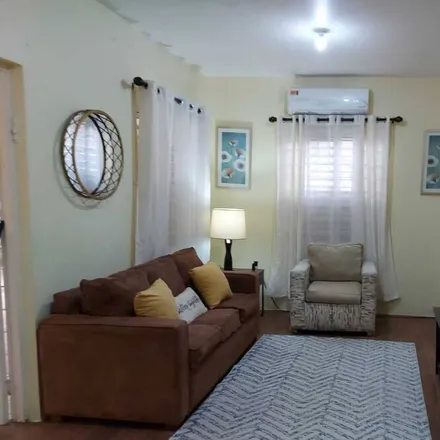 Rent this 3 bed house on Jamaica