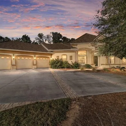 Buy this 3 bed house on 567 West Johnny Pesky Court in Citrus County, FL 34442