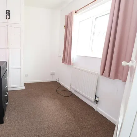 Image 7 - Carr Head Lane, Bolton upon Dearne, S63 8BB, United Kingdom - House for rent