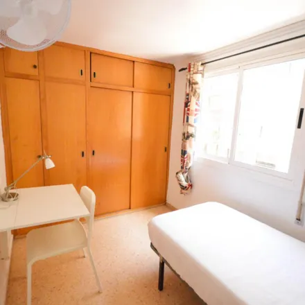 Image 1 - Avinguda de Blasco Ibáñez, 107, 46022 Valencia, Spain - Room for rent