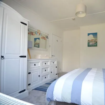 Rent this 2 bed house on Sennen in TR19 7AX, United Kingdom