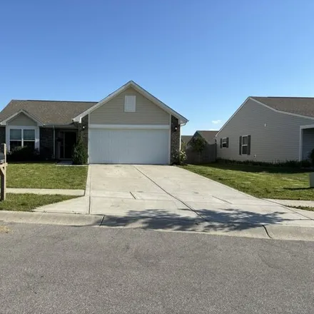 Buy this 3 bed house on Crabeapple Road in Franklin, IN 46131