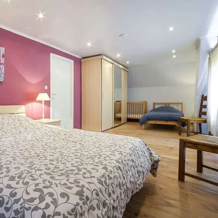 Rent this 3 bed house on Oostvleteren Comte De Flandre in Woestenstraat, 8640 Oostvleteren