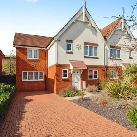 Buy this 4 bed duplex on Offord Grove in Leavesden, WD25 7NF