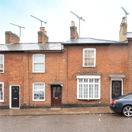 Rent this 2 bed townhouse on 71 Holywell Hill in St Albans, AL1 1HP