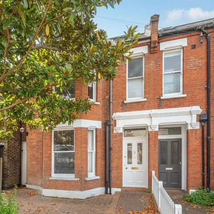 Rent this 4 bed house on 19 Briardale Gardens in London, NW3 7PN