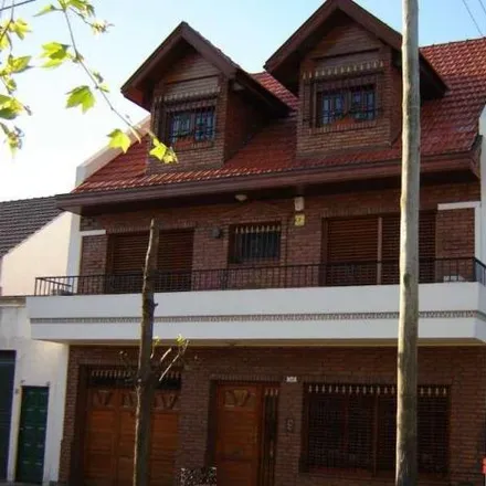 Buy this 3 bed house on Coronel Seguí 337 in Partido de Lanús, 1824 Lanús