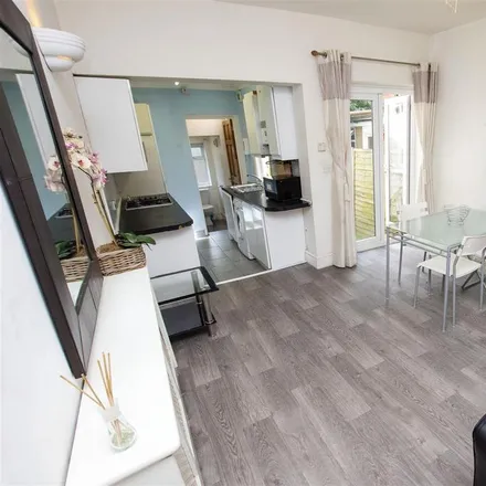 Rent this 4 bed house on UF in Harborne Park Road, Metchley
