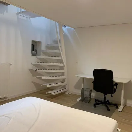 Rent this 1 bed apartment on Sint-Lambertusstraat 19 in 3001 Heverlee, Belgium