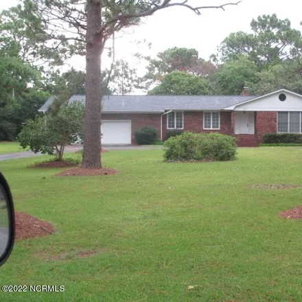 Rent this 3 bed house on 107 Gemini Drive in Cape Carteret, NC 28584