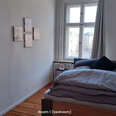 Rent this 2 bed apartment on Reinickendorfer Straße 82 in 13347 Berlin, Germany