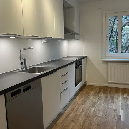 Rent this 2 bed apartment on unnamed road in 451 72 Uddevalla, Sweden