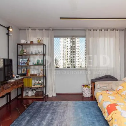 Buy this 3 bed apartment on Rua Padre Machado 429 in Chácara Inglesa, São Paulo - SP