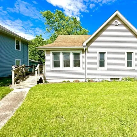 Buy this 2 bed house on 922 Grove Street in Bradley, IL 60915