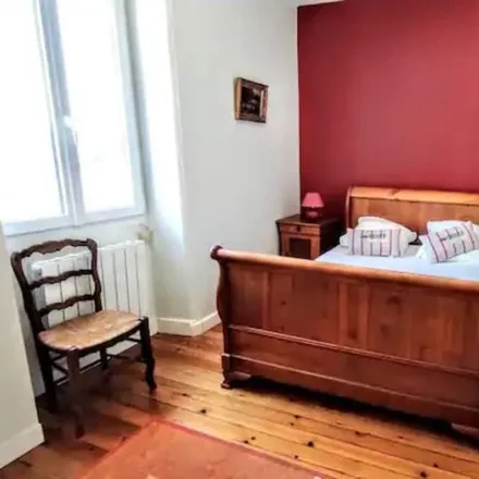 Rent this 4 bed house on 44740 Batz-sur-Mer