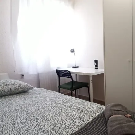 Rent this 5 bed room on Madrid in Calle de Braille, 24