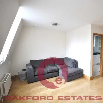 Image 2 - WestOne Cars, William Road, London, NW1 3EP, United Kingdom - Apartment for rent