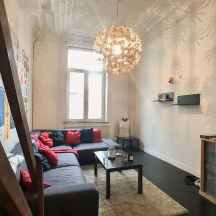 Rent this 2 bed apartment on Rue du Pélican - Pelikaanstraat 15 in 1000 Brussels, Belgium